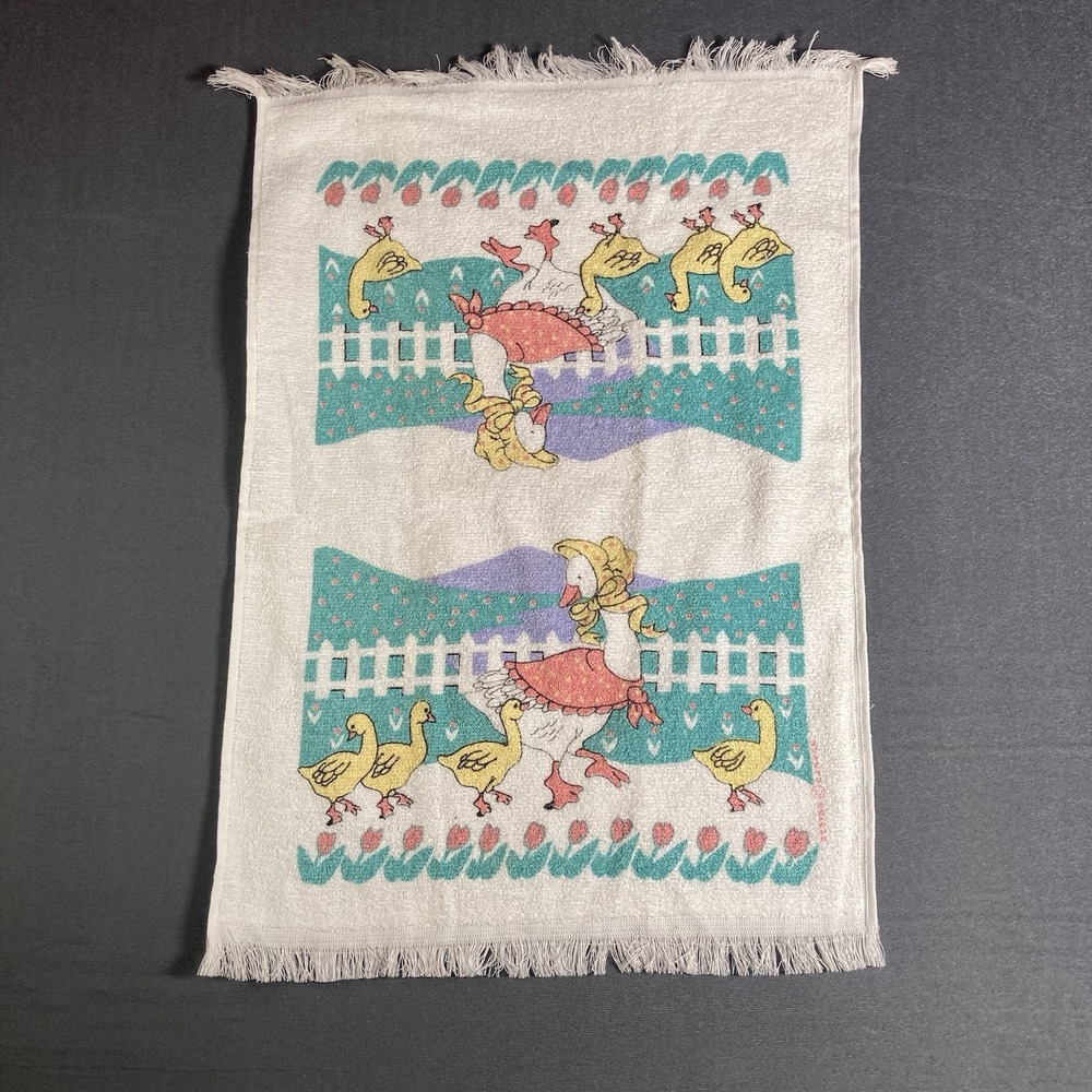 Vintage 80s Cannon Country Fresh Goose Duck Kitchen Towel Fringed Grannycore